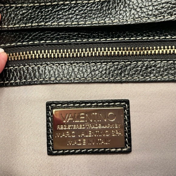 Valentino By Mario Valentino Authentic Pebbled Leather Envelope Crossbody Bag - Picture 3 of 17